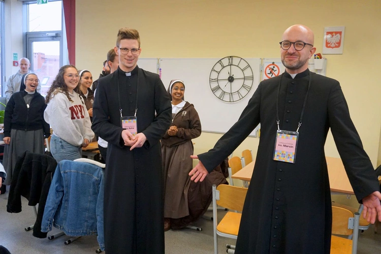 Forum Młodych "Zamysł" - spotkanie liderów i księży w CE JP2