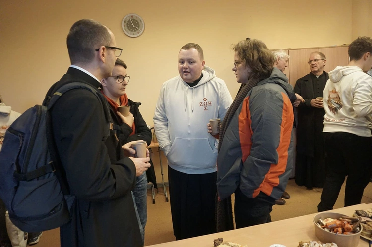 Forum Młodych "Zamysł" - spotkanie liderów i księży w CE JP2