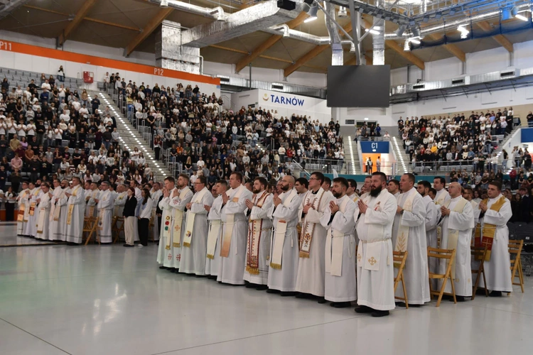 ŚDM w Tarnowie - spotkanie w Arenie Jaskółka