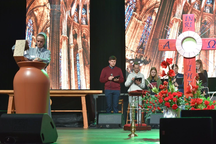 ŚDM w Tarnowie - spotkanie w Arenie Jaskółka