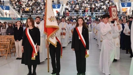 Ziarno, lampa i miód