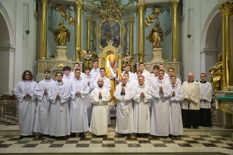 Nowi lektorzy w archidiecezji warszawskiej