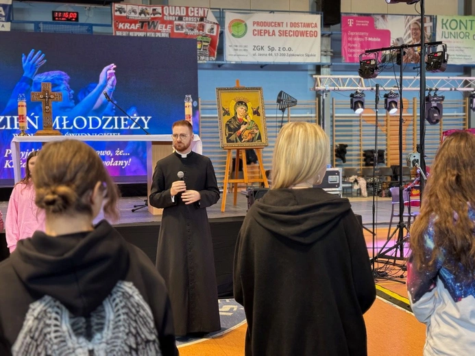 Diecezjalne rekolekcje 2025 - dzień dla młodzieży