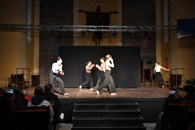 Rozpoczęcie 10. "Kurtyny" w Gdyni