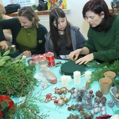 Kobiety plotą... wieńce