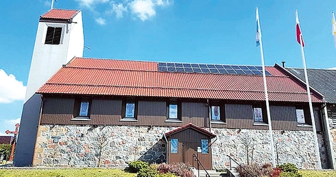 Swoim  zasięgiem obejmuje piękne, pomorskie tereny i wsie.