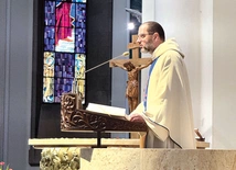 Ojciec Tomasz Grabowski   – dominikanin, rekolekcjonista, doktor nauk teologicznych, znawca i pasjonat liturgii, prezes wydawnictwa W drodze. W katowickiej katedrze Chrystusa  Króla od 16  do 21 listopada. głosił  „Misje dla zawiedzionych”. 