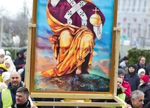 Eucharystię poprzedziła  uroczysta procesja.