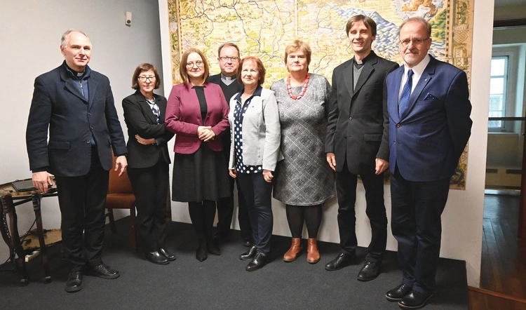 Prelegenci i organizatorzy konferencji pt. „Jezuici w kulturze dawnego Opola” przybliżali znaczenie zakonu w historii miasta.  