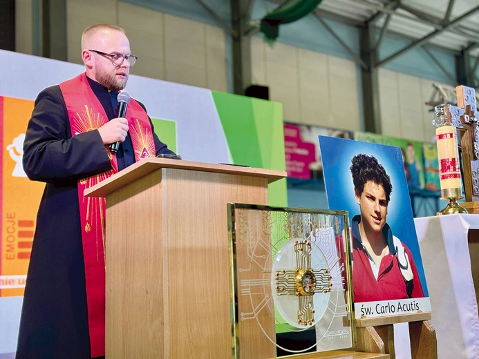 Rekolekcjonista jest twórcą ewangelizacyjnej inicjatywy Ewangelibus.