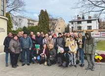 Przy grobie bł. Jerzego Popiełuszki na Żoliborzu.