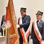 Tam łączą się wszystkie tory ludzkiego życia - odpust w kaplicy na dworcu