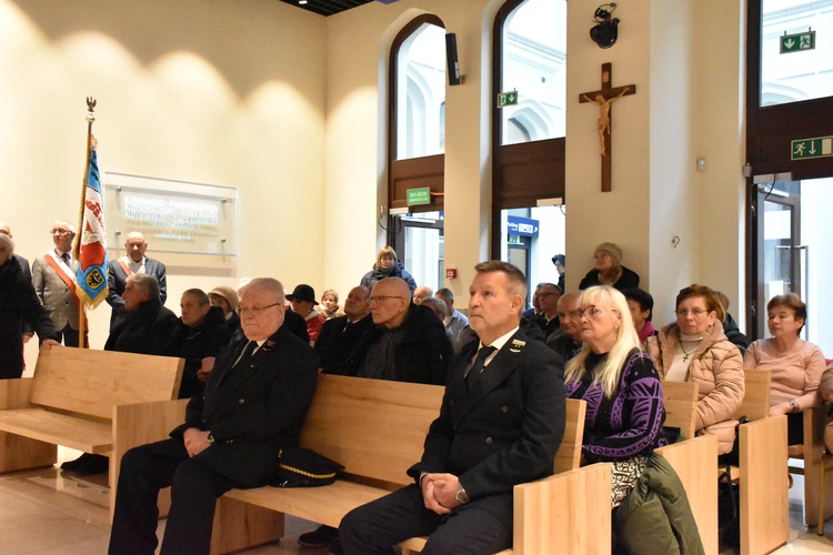 Tam łączą się wszystkie tory ludzkiego życia - odpust w kaplicy na dworcu