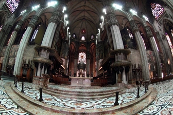 Eucharystia kształtuje Kościół