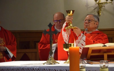 Poświęcenie figury Chrystusa upadającego pod krzyżem u radomskich bernardynów