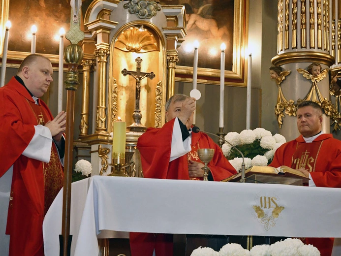 Msza św. w intencji proboscza parafii w Piątku