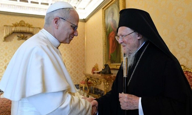 Leon XIV na drogach jedności i pokoju