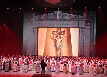 Widowisko "Katedra" w katowickim Spodku