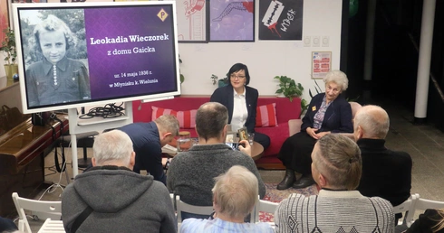 Wrocławianka Roku wspomina dzieciństwo. "Mama zdążyła tylko wziąć bochenek chleba i figurkę Niepokalanej"