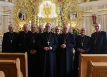 Kamień Śl. Spotkanie biskupów metropolii górnośląskiej