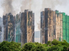 Hongkong: Koniec akcji ratunkowej, 94 ofiary śmiertelne pożaru, dziesiątki wciąż zaginione