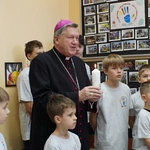 Wigilijna świeca Caritas już płonie