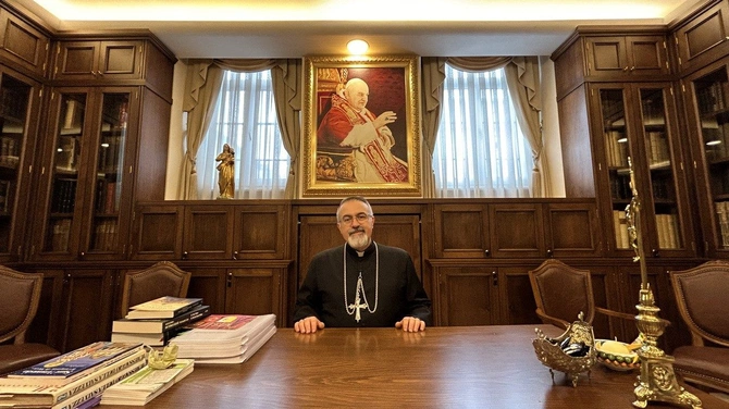  Bp Massimiliano Palinuro, wikariusz apostolski Stambułu