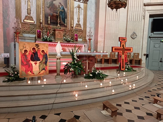 Paryż bardzo otwarty na młodzież z wielu krajów 