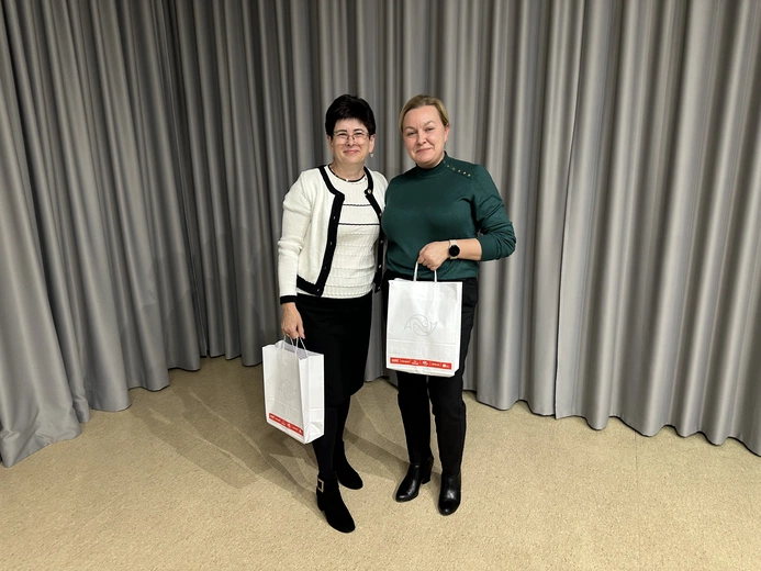 Rozdanie nagród w konkursie "Sto na sto"