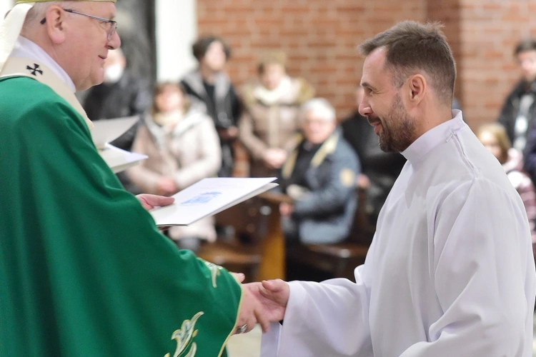 Błogosławieństwo szafarzy nadzwyczajnych Komunii św.