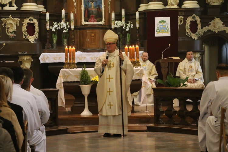 Płock. Ustanowienie nadzwyczajnych szafarzy Komunii św.