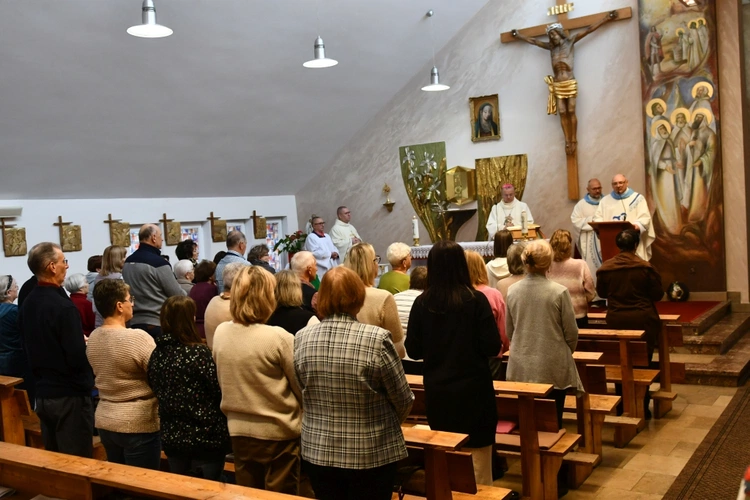 Rekolekcje Parafialnych Zespołów Caritas