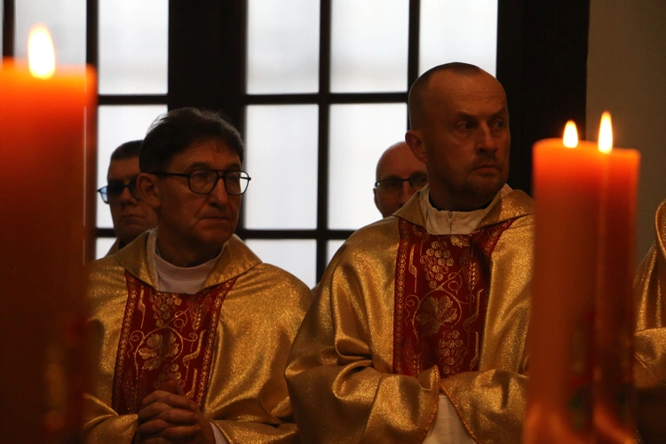 Płock. Ustanowienie nadzwyczajnych szafarzy Komunii św.