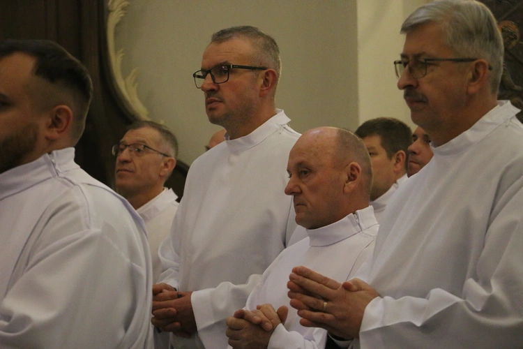 Płock. Ustanowienie nadzwyczajnych szafarzy Komunii św.