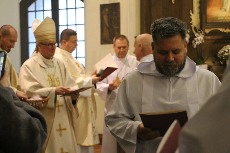 Płock. Ustanowienie nadzwyczajnych szafarzy Komunii św.