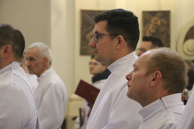 Płock. Ustanowienie nadzwyczajnych szafarzy Komunii św.