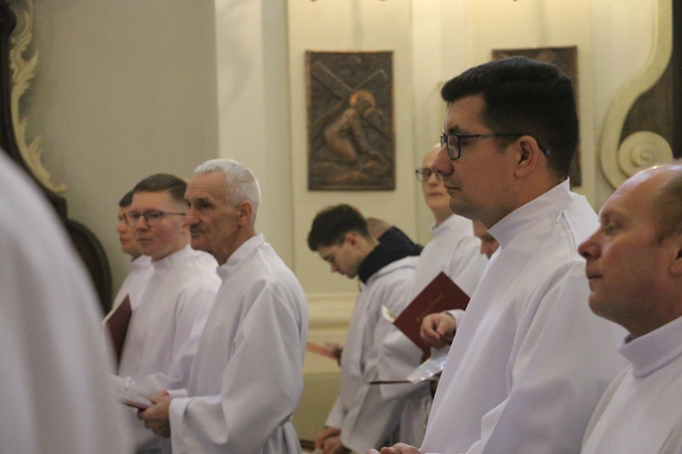 Płock. Ustanowienie nadzwyczajnych szafarzy Komunii św.