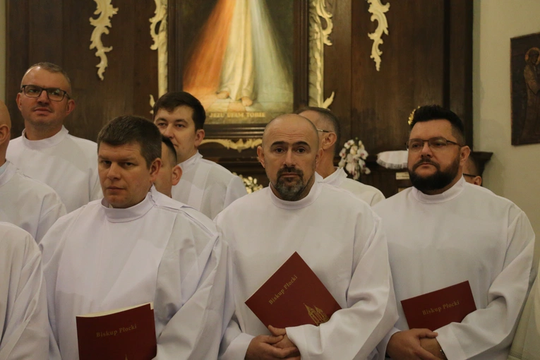 Płock. Ustanowienie nadzwyczajnych szafarzy Komunii św.