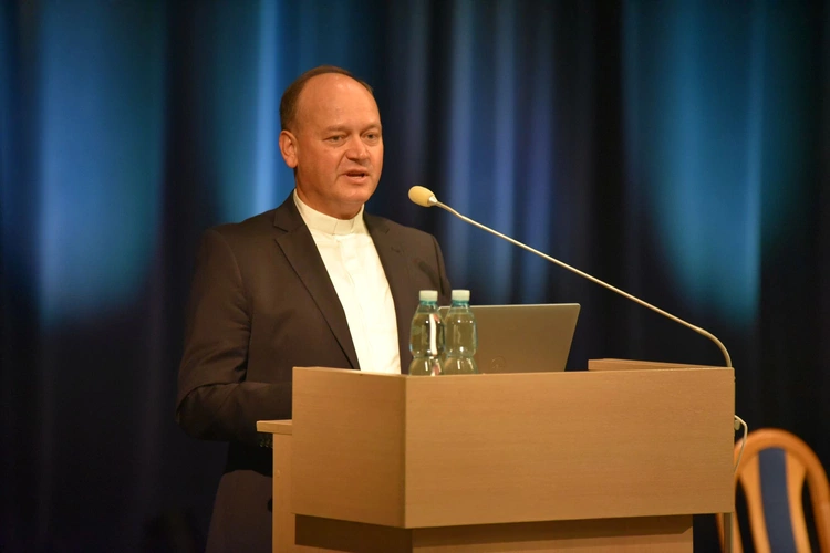 Św. Tomasz z Akwinu odczytany współcześnie