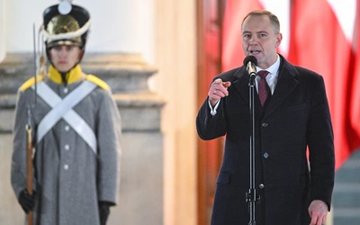 Prezydent Nawrocki ograniczy wizytę na Węgrzech po spotkaniu Orbana z Putinem