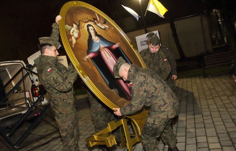 Peregrynacja kopii obrazu MB Łaskawej - cz. 1.