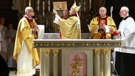 Ołtarz, który łączy niebo z ziemią