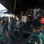 Tranport z pomocą dla poszkodowanych