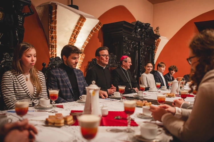 Spotkanie Rady Młodzieży i wręczenie dekretów na nową kadencję