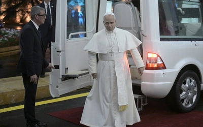 Annaya: pierwszy raz papież nawiedzi grób św. Szarbela