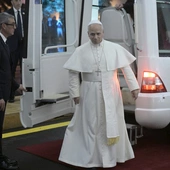 Annaya: pierwszy raz papież nawiedzi grób św. Szarbela