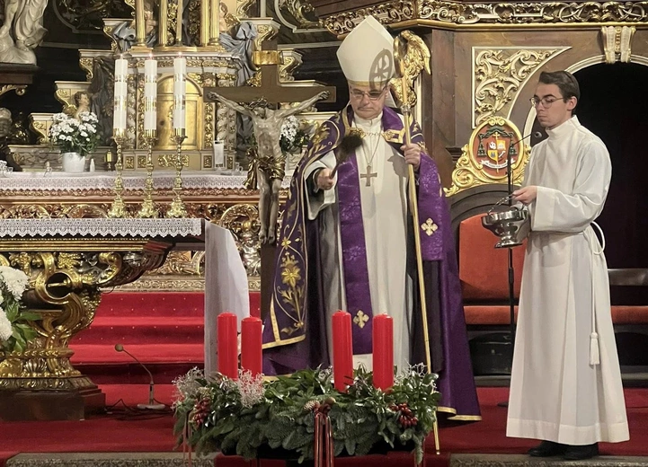 Adwent duchowym czasem nadziei