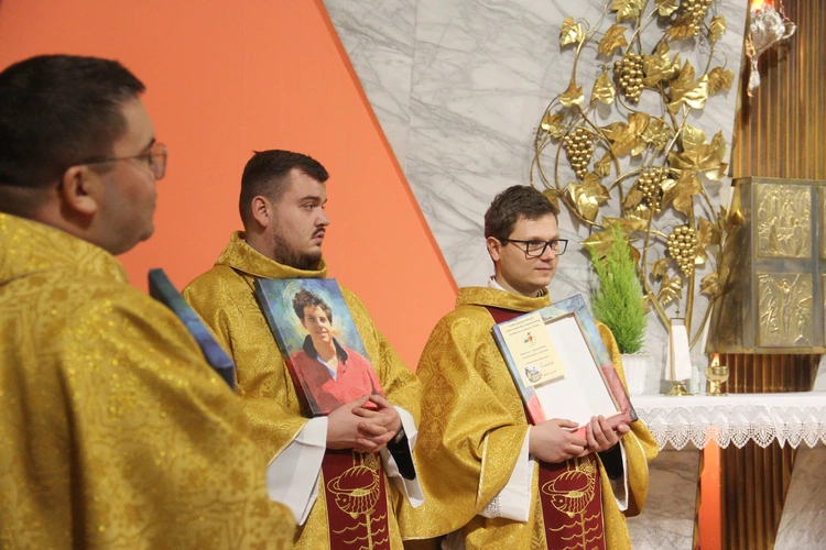 Brzesko. Błogosławieństwo lektorów i pielgrzymka LSO dekanatu brzeskiego