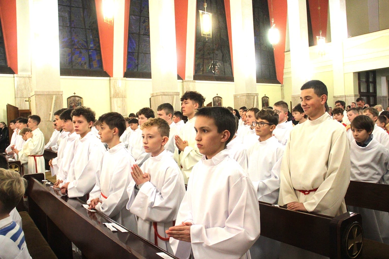 Brzesko. Błogosławieństwo lektorów i pielgrzymka LSO dekanatu brzeskiego