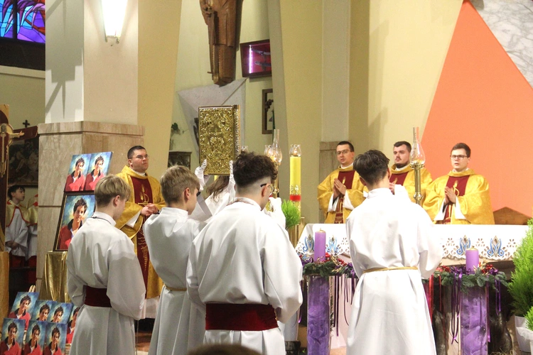 Brzesko. Błogosławieństwo lektorów i pielgrzymka LSO dekanatu brzeskiego